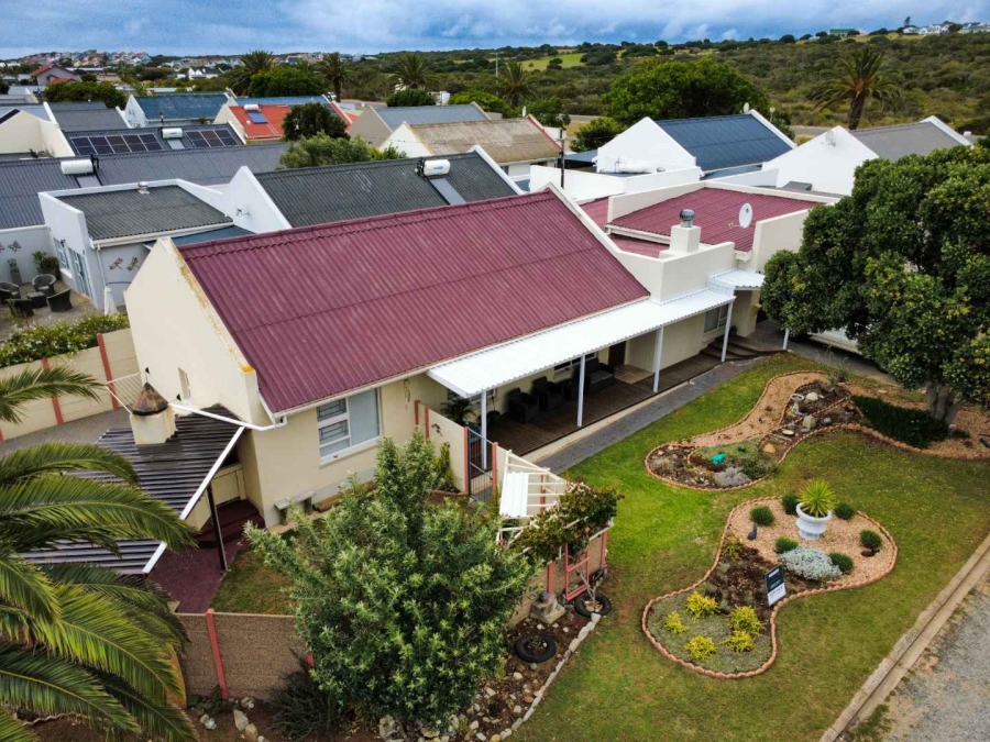 3 Bedroom Property for Sale in Stilbaai Wes Western Cape